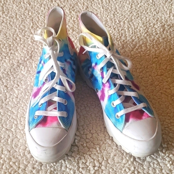 Converse CTAS Lugged Platform Rainbow Tie Dye High Top  Sz. 8 Sneakers - Picture 1 of 8